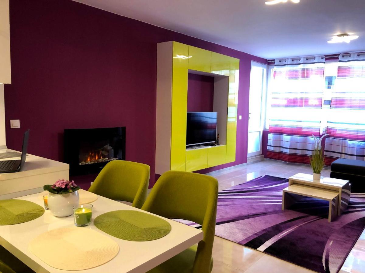 Ultraviolet Relax Apart Sofía Exterior foto